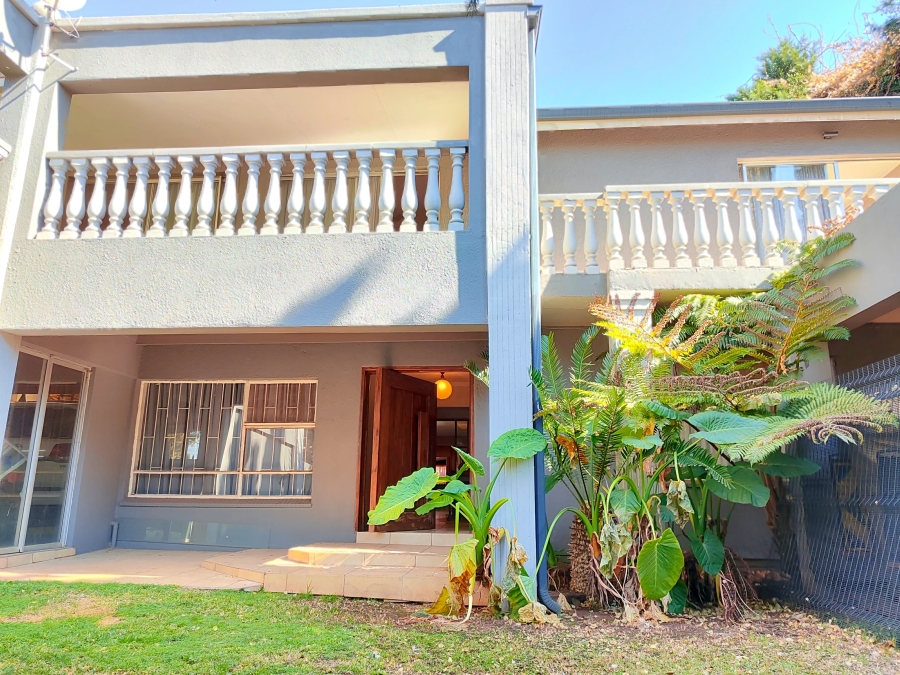 6 Bedroom Property for Sale in Doringkruin North West